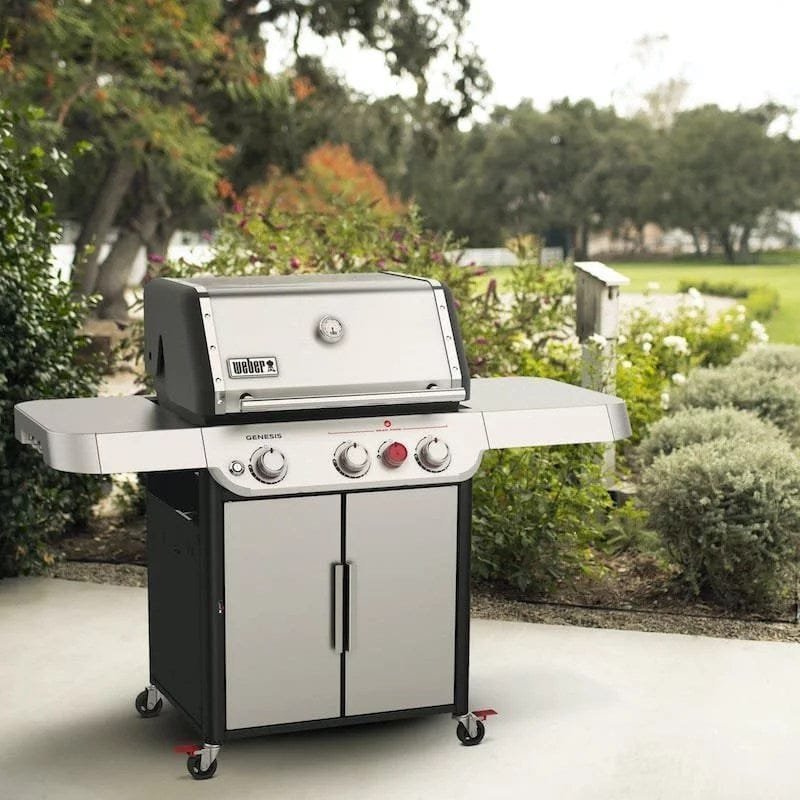 img-1569.jpg GENESIS S-325s Gas Grill (Liquid Propane) - Image 1
